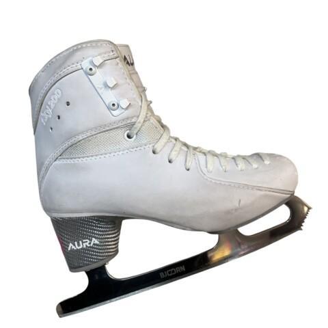 Used Figure skates - Aura 200, size 240 + Björn Loiste Blades