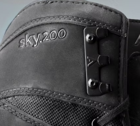 Aura Sky 200 Taitoluistelukenkä Musta, 285